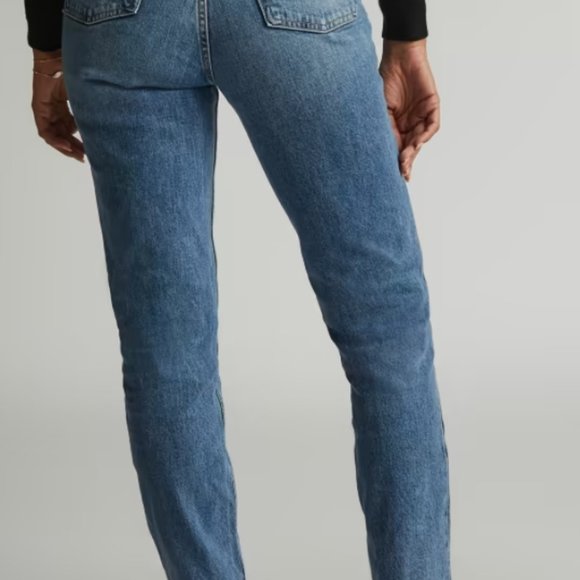 Everlane The Original Cheeky Jean - Picture 2 of 3